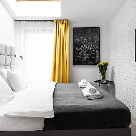 Househost Apartament: Ul. Miodowa 42/42A Cracovie Extérieur photo